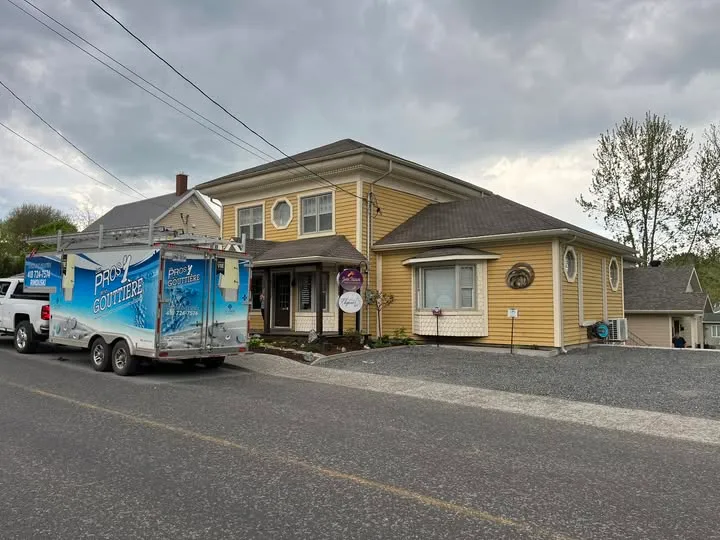 Finition soignée — Les Pros de la Gouttière, Rimouski & Bas-St-Laurent